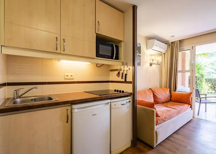 Апартаменты Le Village De Cap Esterel - Maeva - Climatise 4 Personnes - Selection Mae-5653